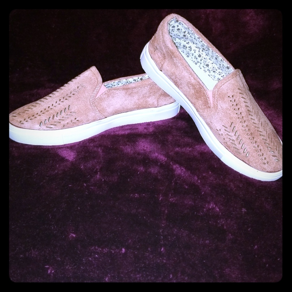 Womens Slip on shoes